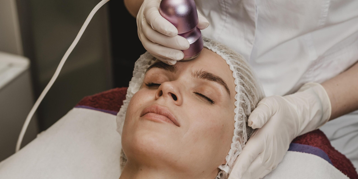 Dermatologists Restore Natural Beauty With Deep Skin Renewal Power